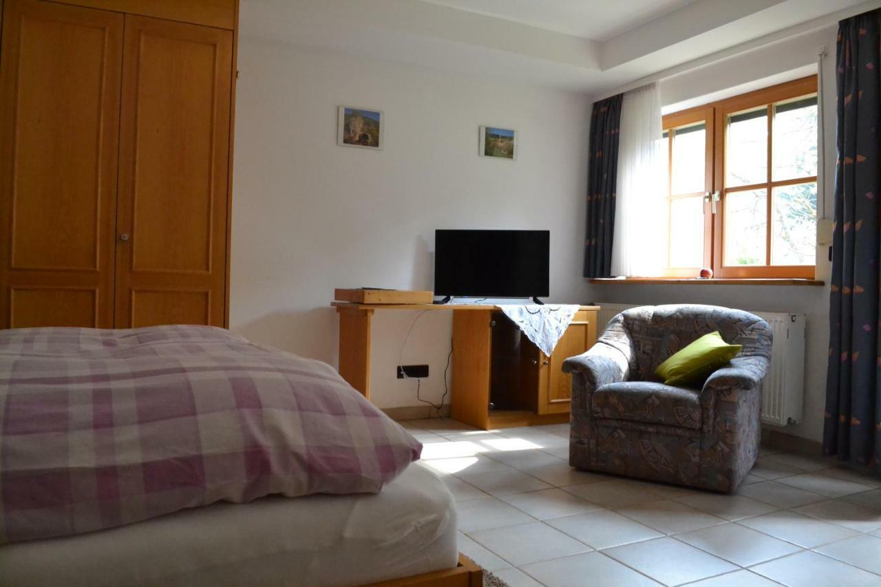 Pension - Gaestehaus Zum Pfaelzerwald Hinterweidenthal Luaran gambar