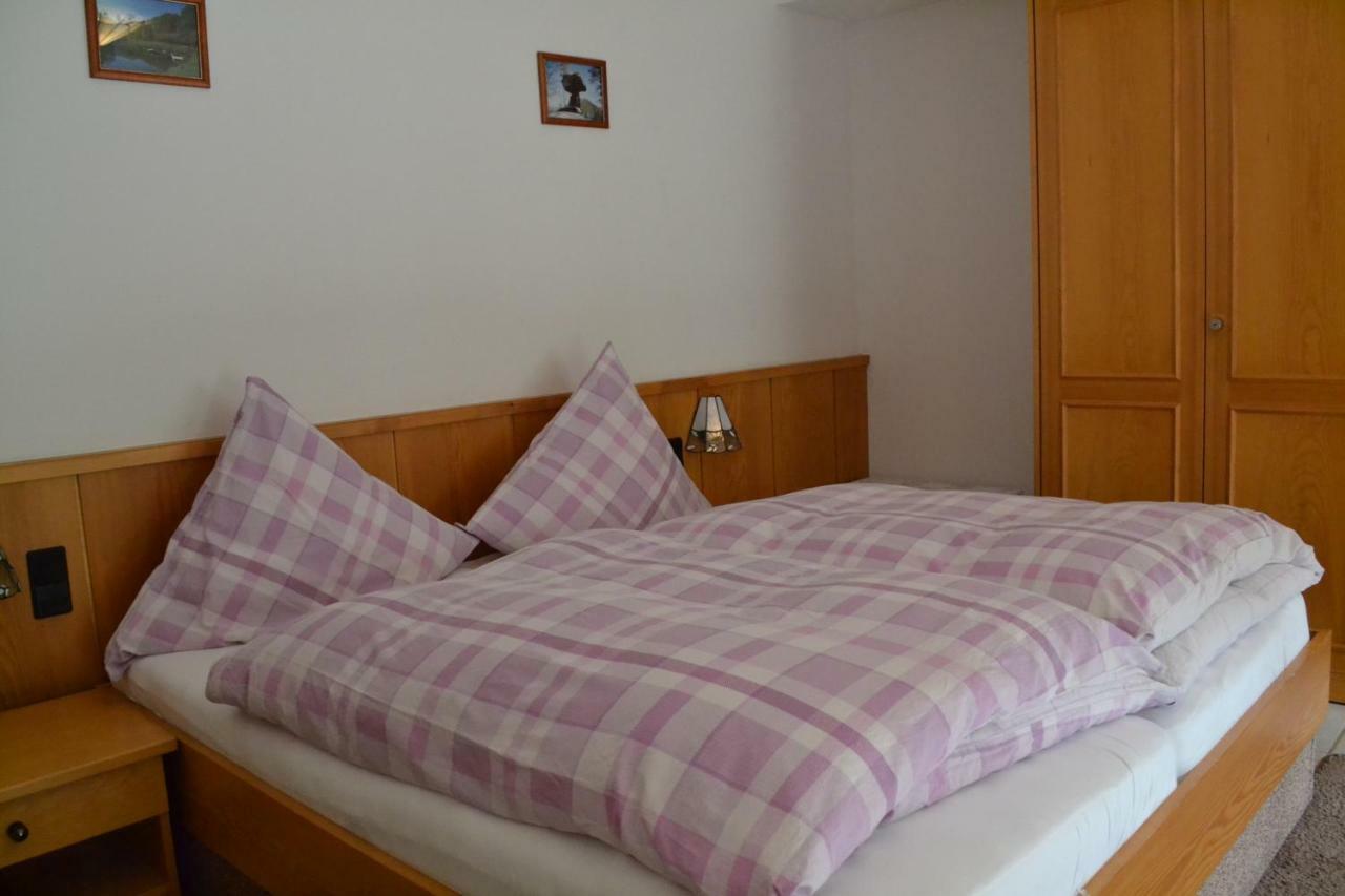 Pension - Gaestehaus Zum Pfaelzerwald Hinterweidenthal Luaran gambar